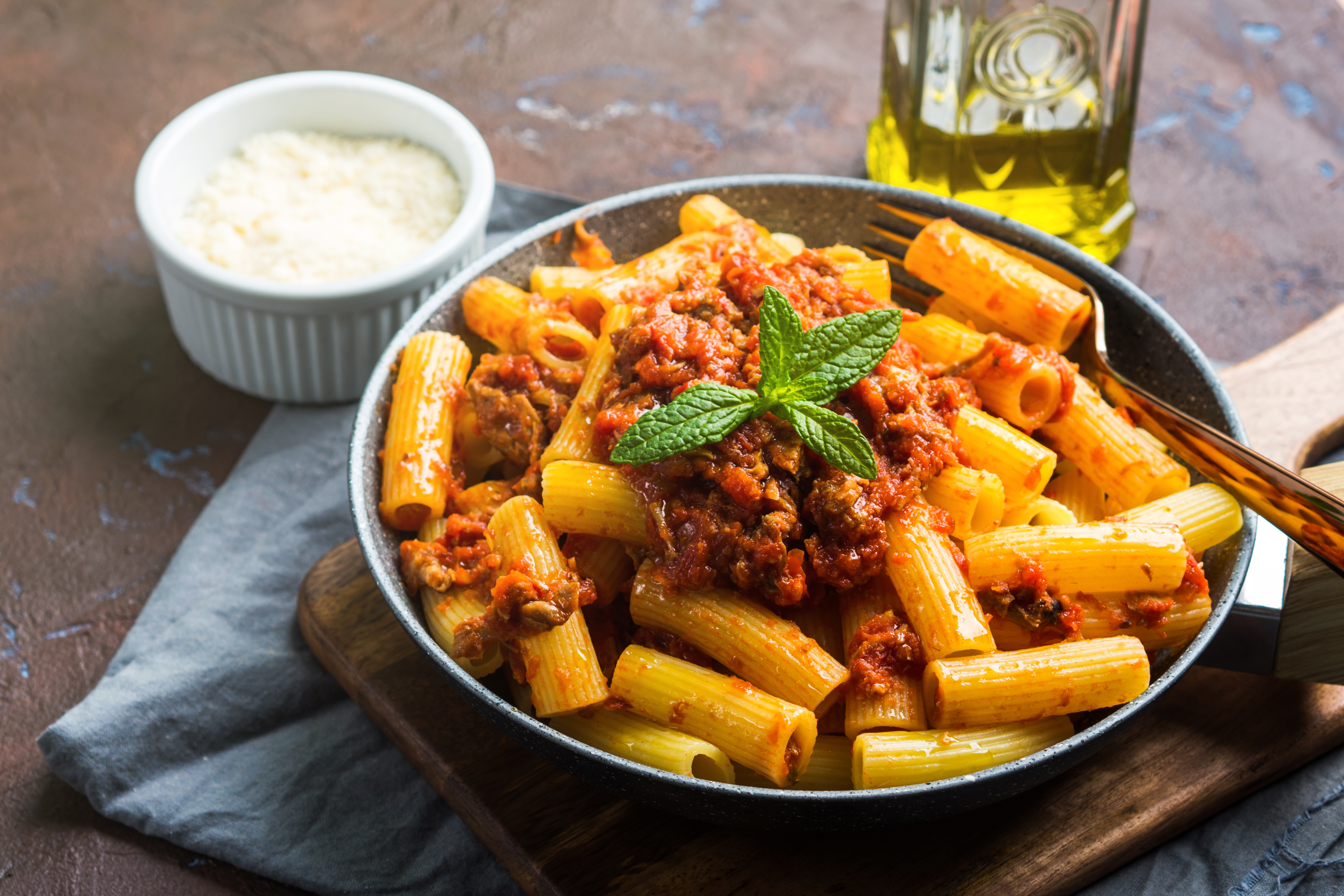 Rigatoni Platter with Choice of Sauce